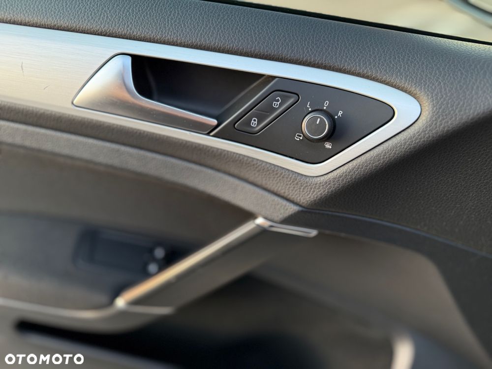 Volkswagen Golf 1.4 TSI BlueMotion Technology Cup - 30