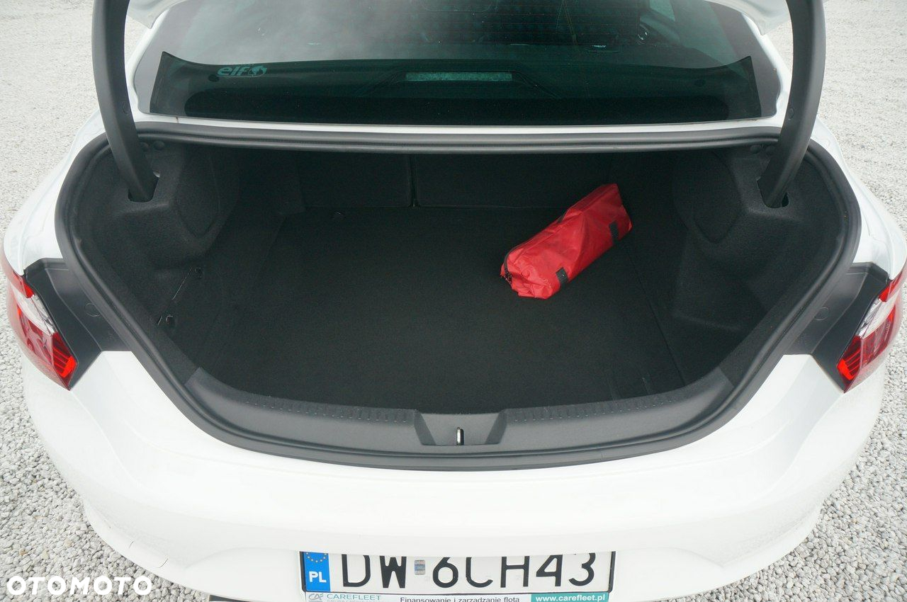 Renault Megane 1.5 Blue dCi Limited - 32