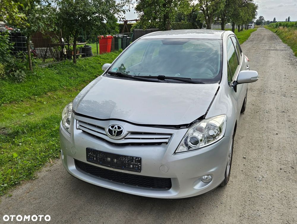 Toyota Auris 1.6 Edition - 2