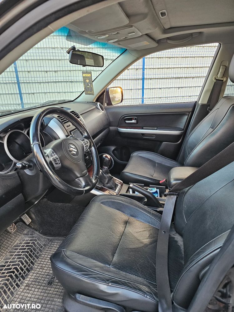 Suzuki Grand Vitara - 5