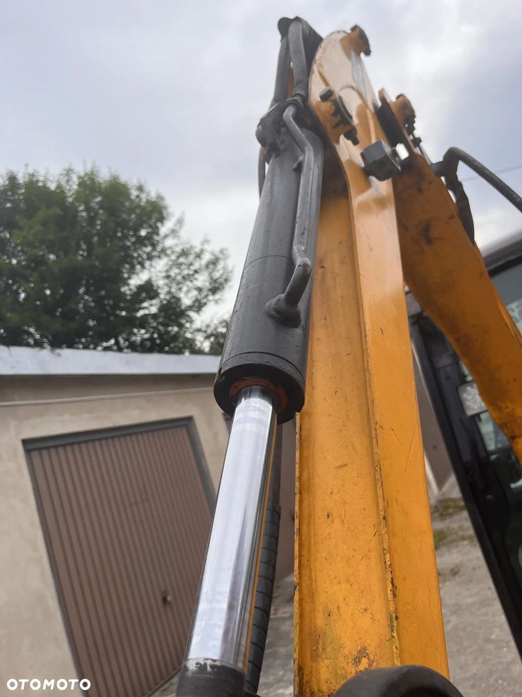 JCB 8018 CTS - 13