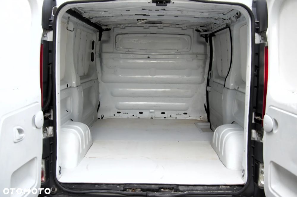 Renault Trafic - 17