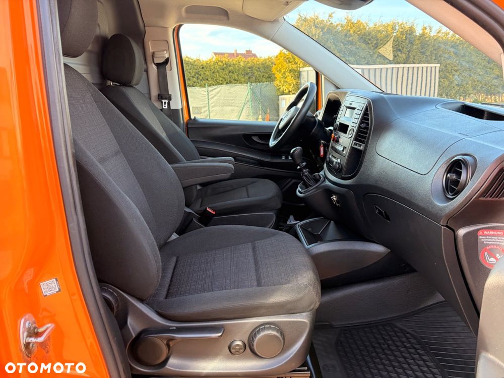 Mercedes-Benz Vito - 24