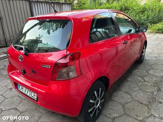 Toyota Yaris - 7