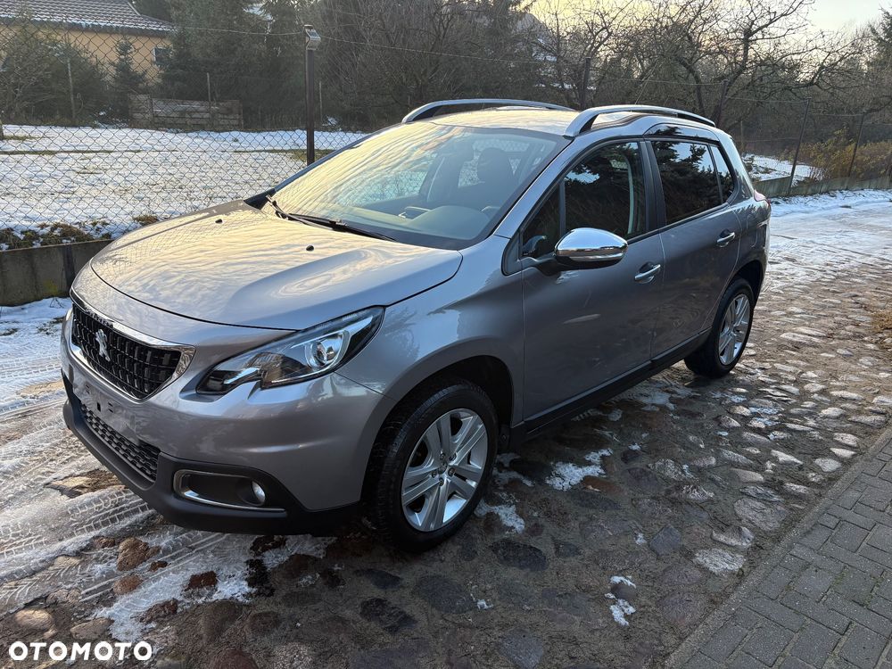 Peugeot 2008 PureTech 82 Style - 2