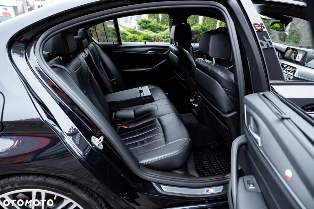 BMW Seria 5 540d xDrive M Sport Edition - 33
