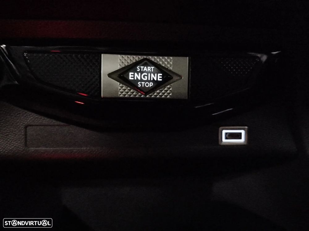 DS DS3 Crossback PureTech 130 Aut. PERFORMANCE LINE - 27