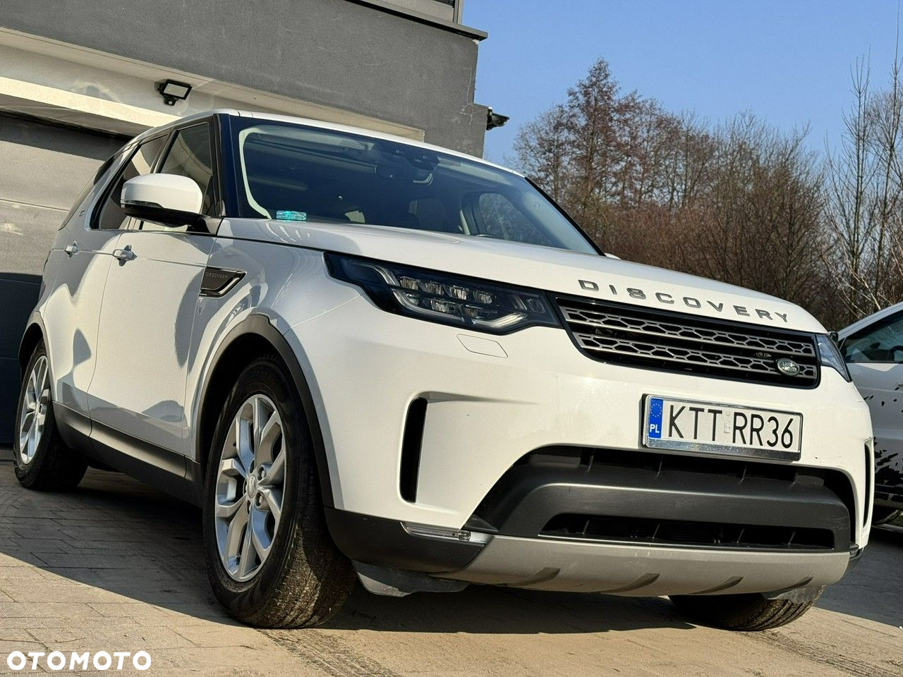 Land Rover Discovery - 3