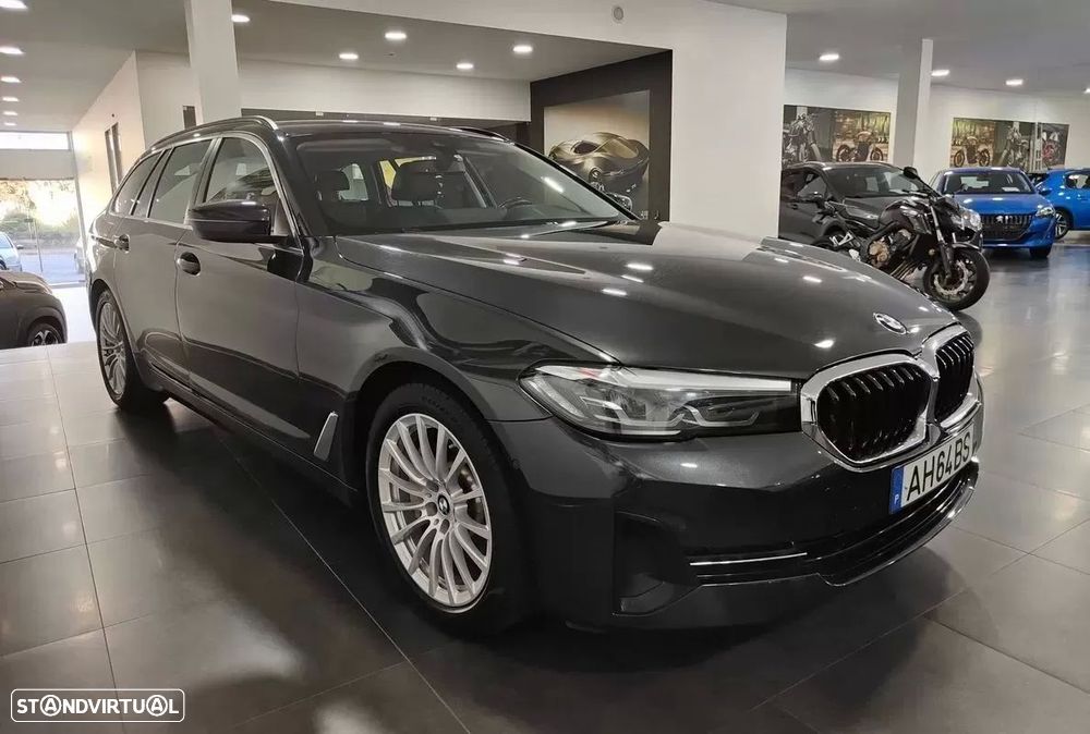 BMW 520 e Line Luxury - 3