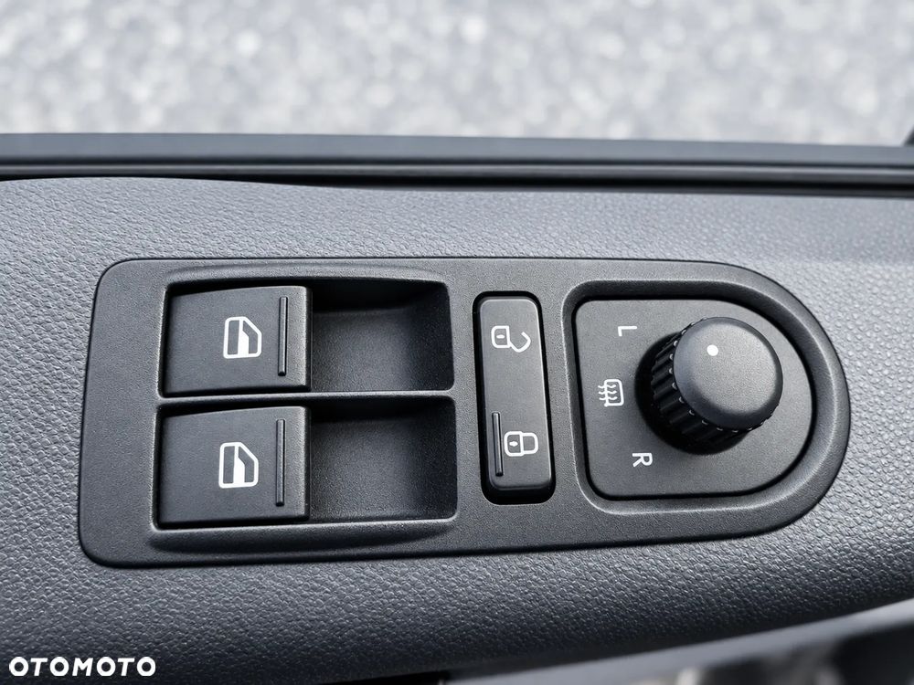Volkswagen Transporter - 24