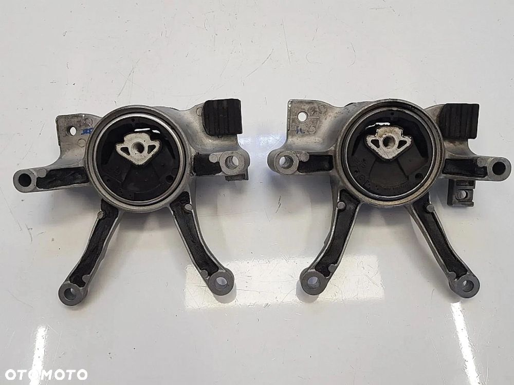 Poduszka łapa mocowanie silnika BMW G20 G21 2.0D 9454397 - 6