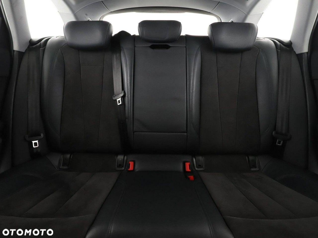 Audi A4 2.0 TDI Design - 14