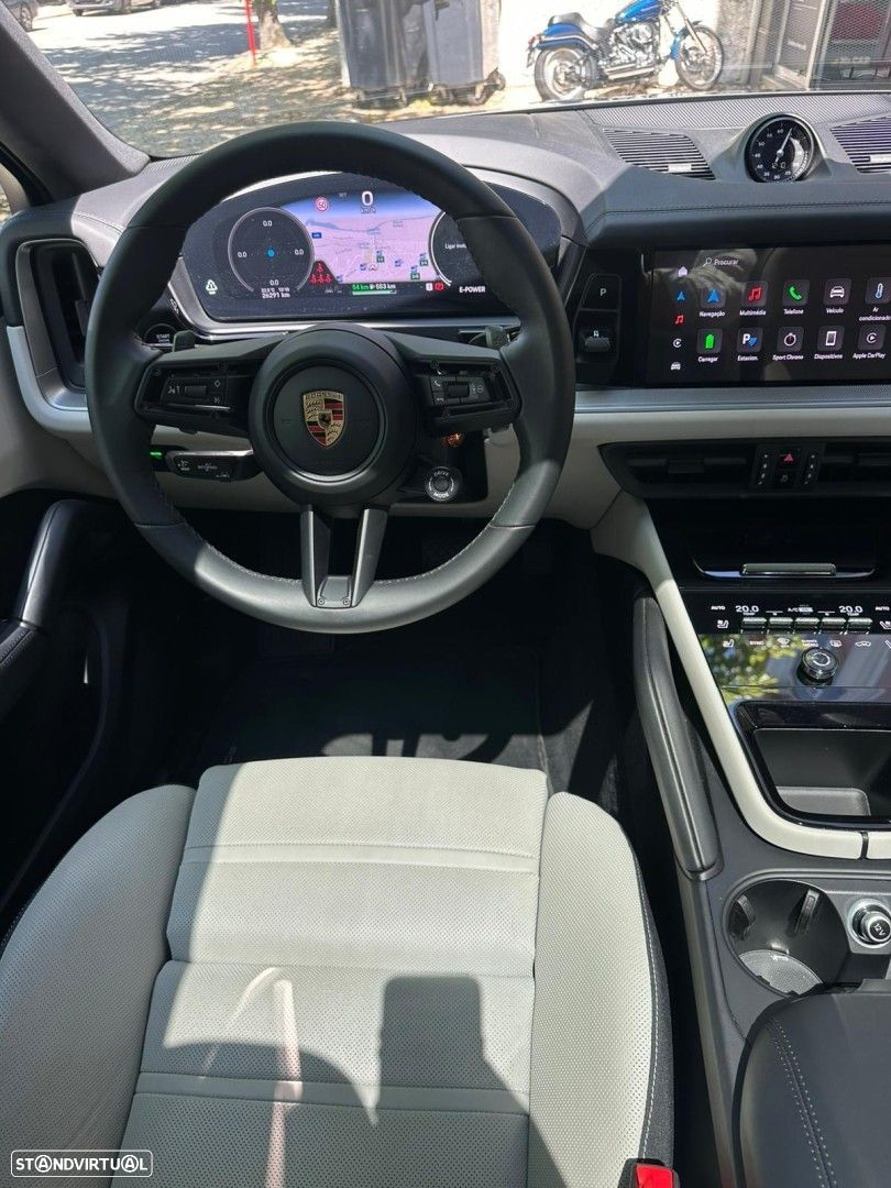 Porsche Cayenne S E-Hybrid - 16