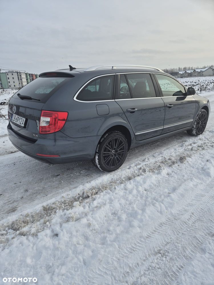 Skoda Superb 2.0 TDI Green tec 4x4 Exclusive - 7