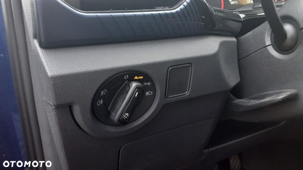 Volkswagen T-Cross - 17