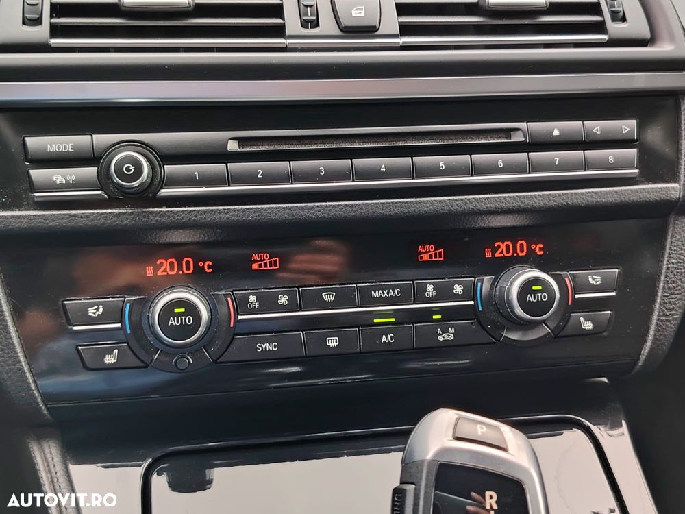BMW Seria 5 520d xDrive Aut. Luxury Line - 16