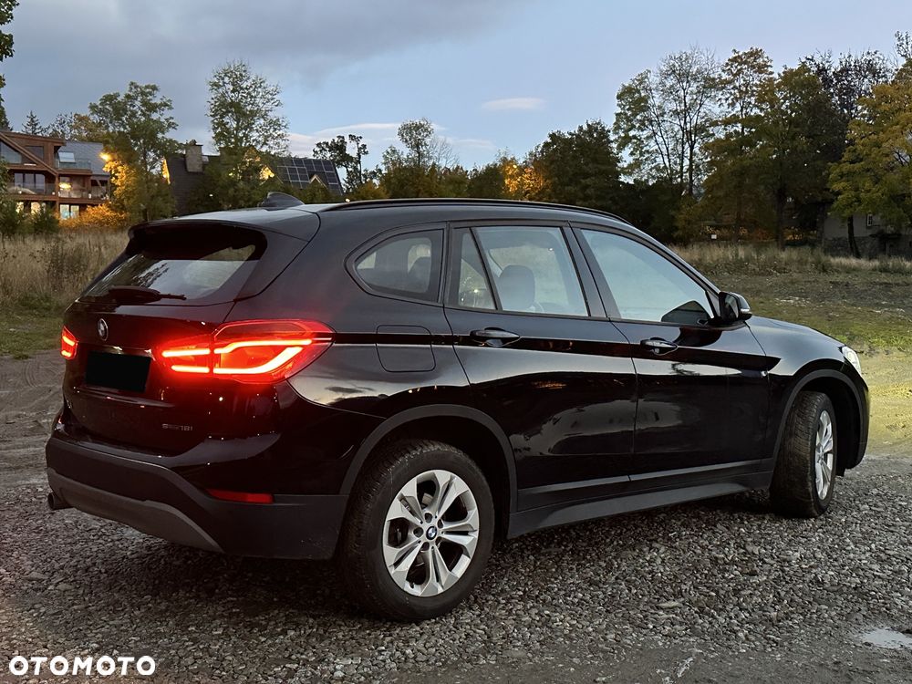 BMW X1 sDrive18i - 3