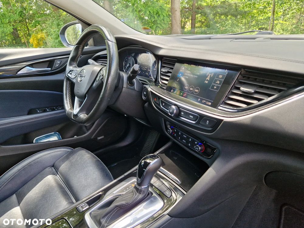 Opel Insignia 2.0 BiTurbo D 4x4 Automatik Ultimate Exclusive - 28