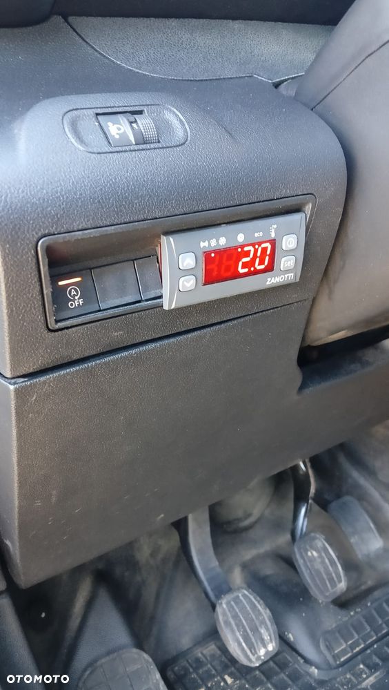 Peugeot Partner BlueHDi 100 Stop&Start Allure - 13