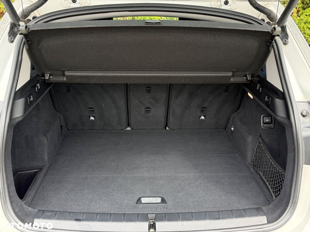 BMW X1 sDrive18d Sport Line - 13