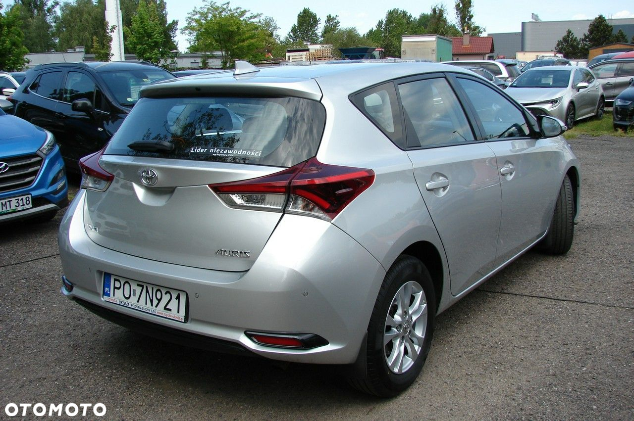Toyota Auris - 3