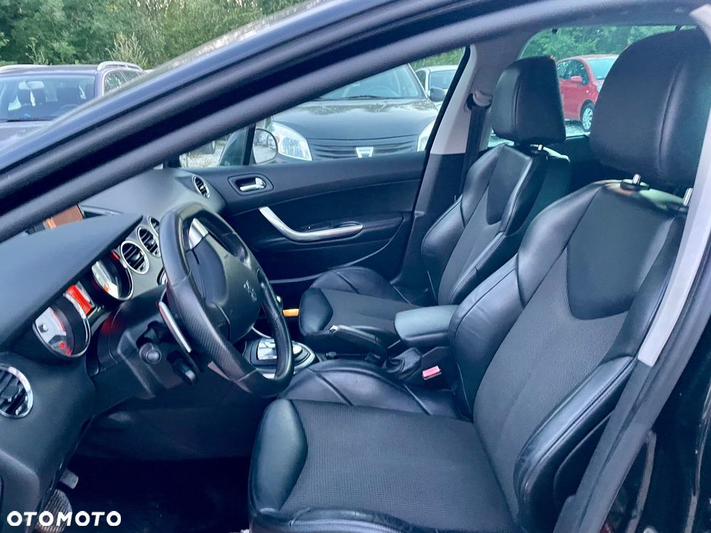 Peugeot 308 - 23