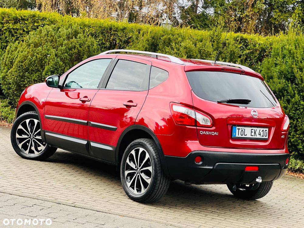 Nissan Qashqai 2.0 dCi DPF tekna - 25