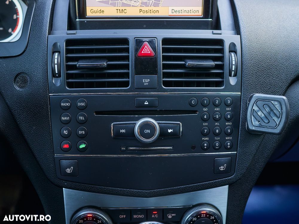 Mercedes-Benz C - 26