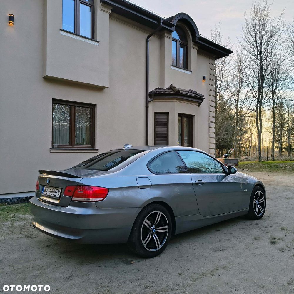 BMW Seria 3 320d - 6