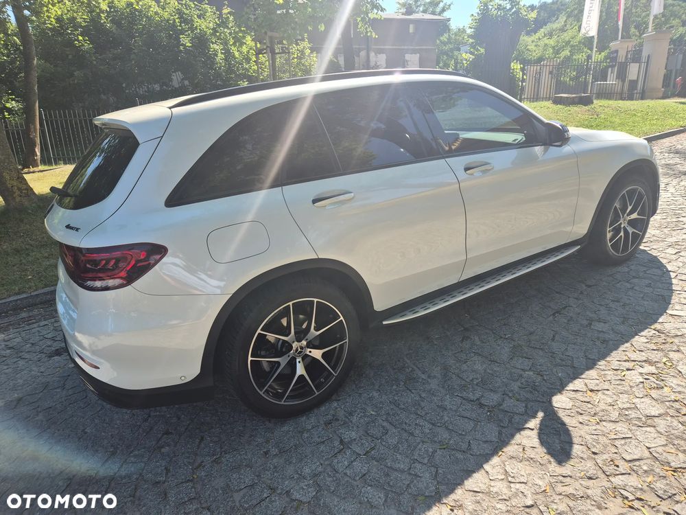 Mercedes-Benz GLC 220 d 4-Matic - 4