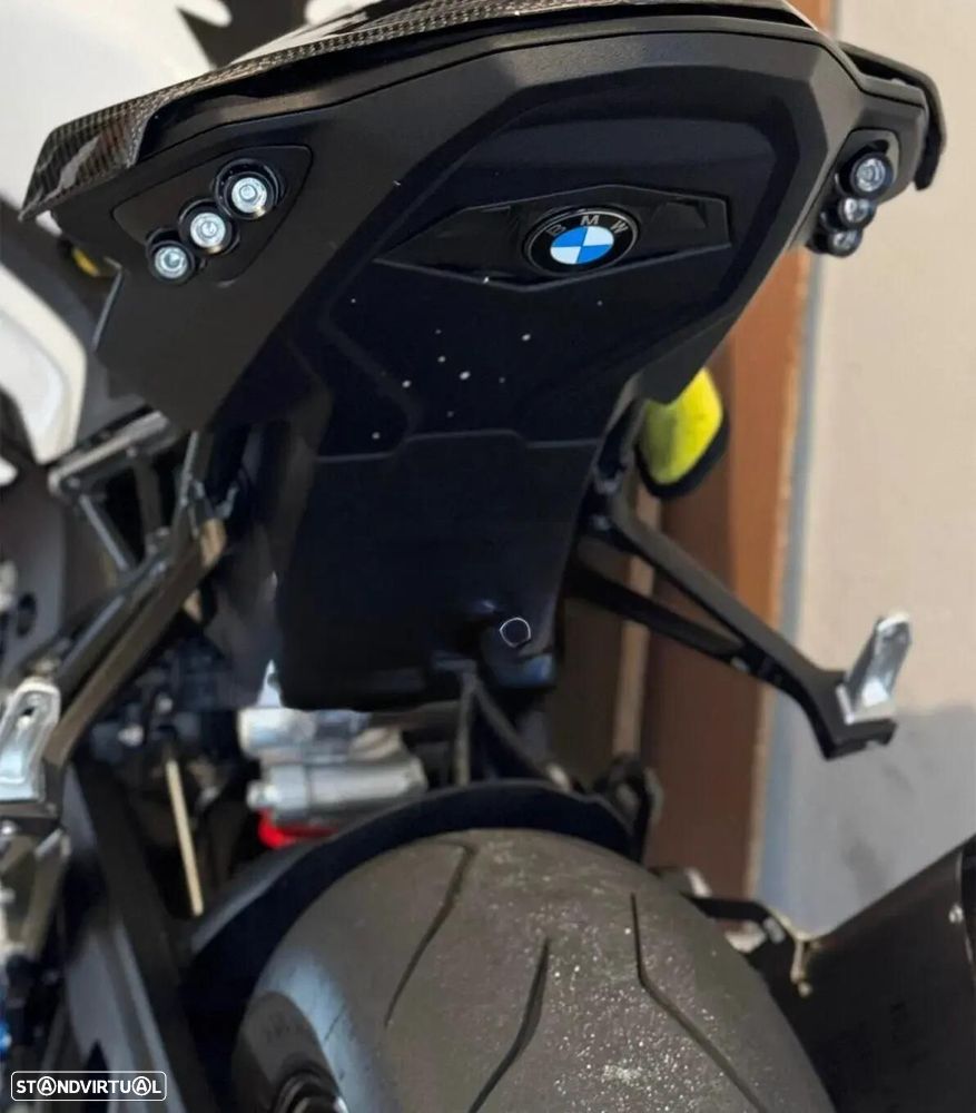 BMW M 1000 RR - 9