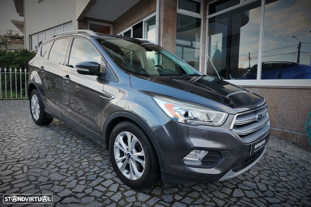 Ford Kuga 1.5 TDCi Titanium - 3