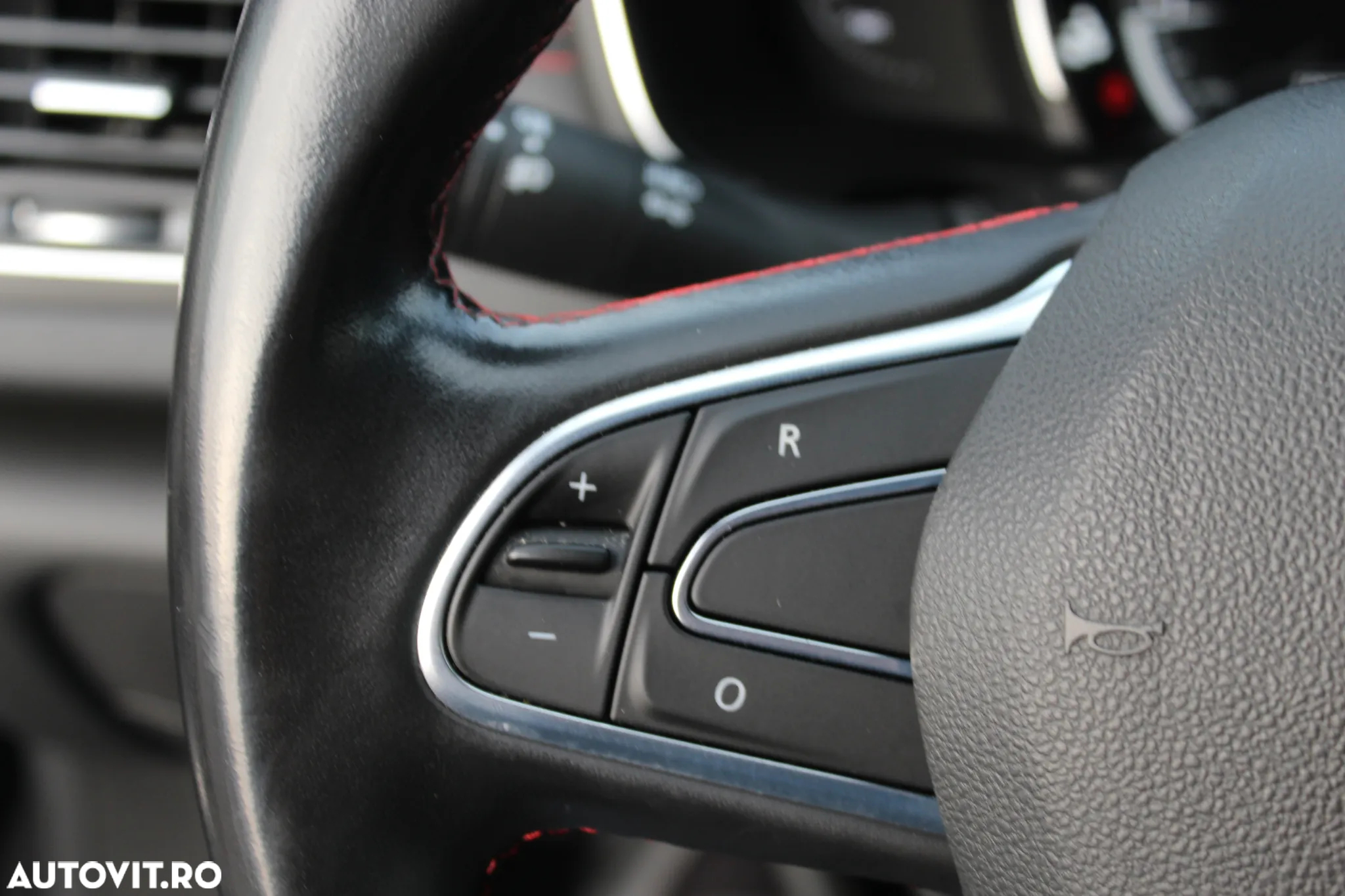 Renault Talisman TCe 160 EDC GPF INTENS - 28