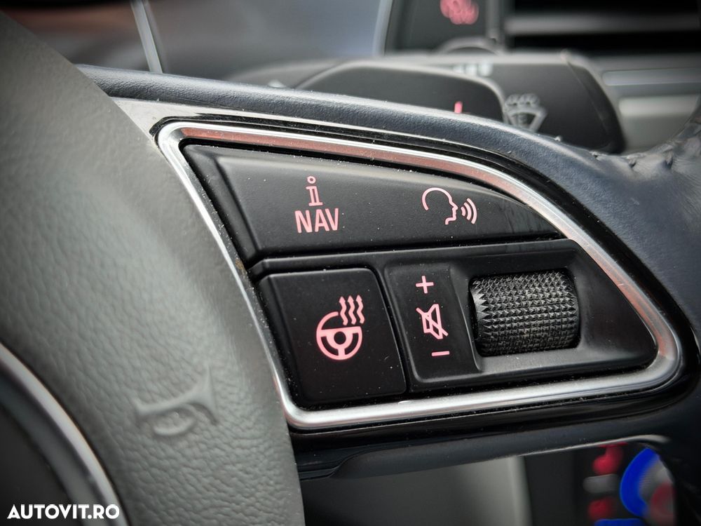 Audi A6 2.0 TDI Ultra DPF S tronic - 36