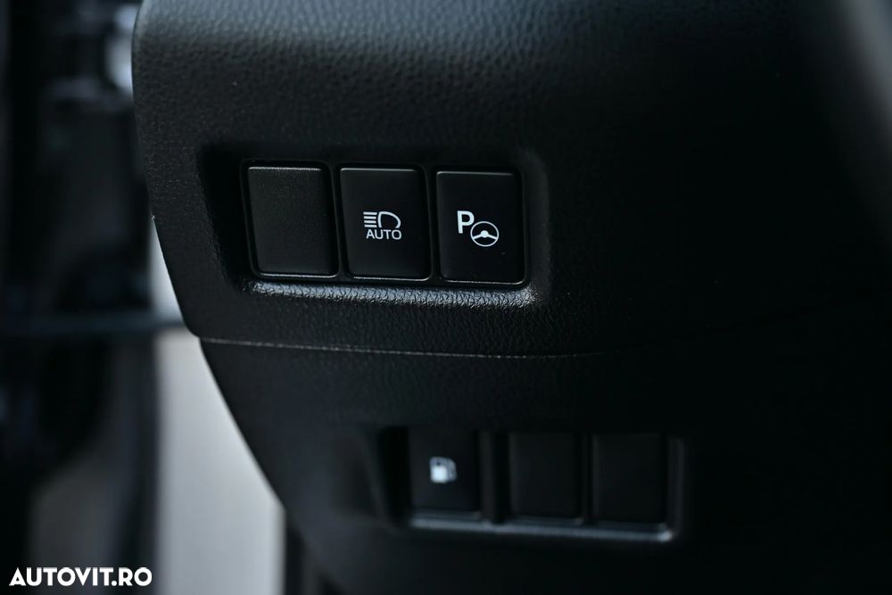 Toyota C-HR Business-Edition - 37