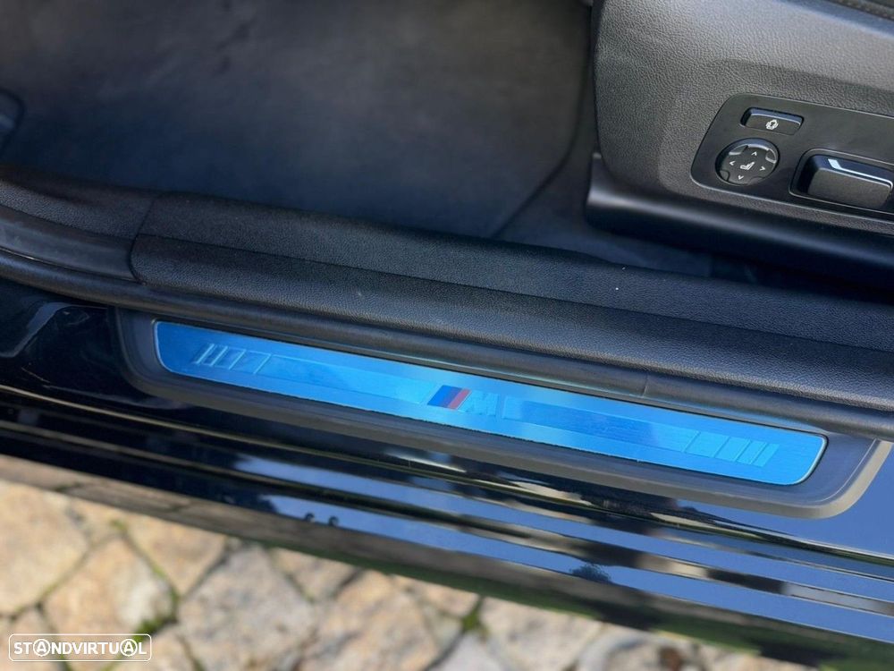 BMW 330 e Touring Pack M Auto - 22