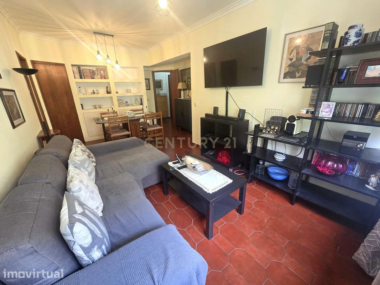 Apartamento T1 na Ramalha em Almada com Varandas e Elevador - Grande imagem: 2/27