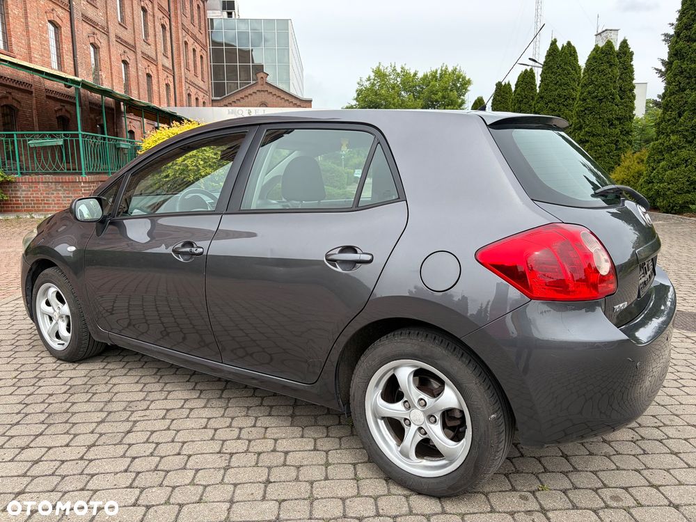 Toyota Auris 1.6 VVT-i Terra Start - 25