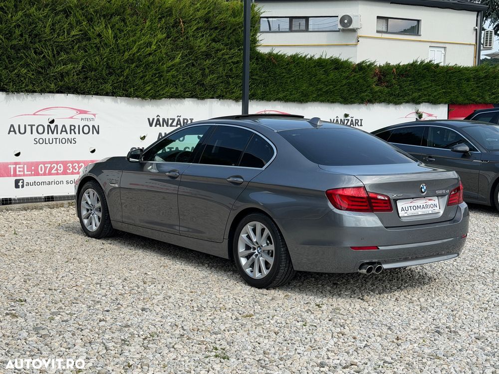 BMW Seria 5 525d xDrive - 16