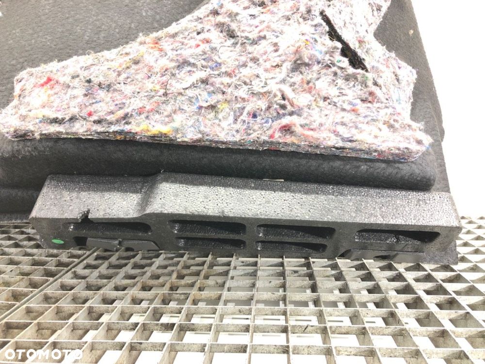 BOCZEK BAGAŻNIKA LEWY  MASERATI QUATTROPORTE VI 2012 - 2022 3.0 S Q4 302 kW [411 KM] benzyna 2013 - - 6