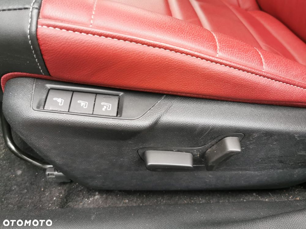 Citroën C4 EV136 50kWh Shine - 26