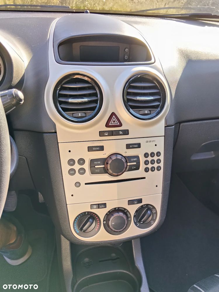 Opel Corsa - 9