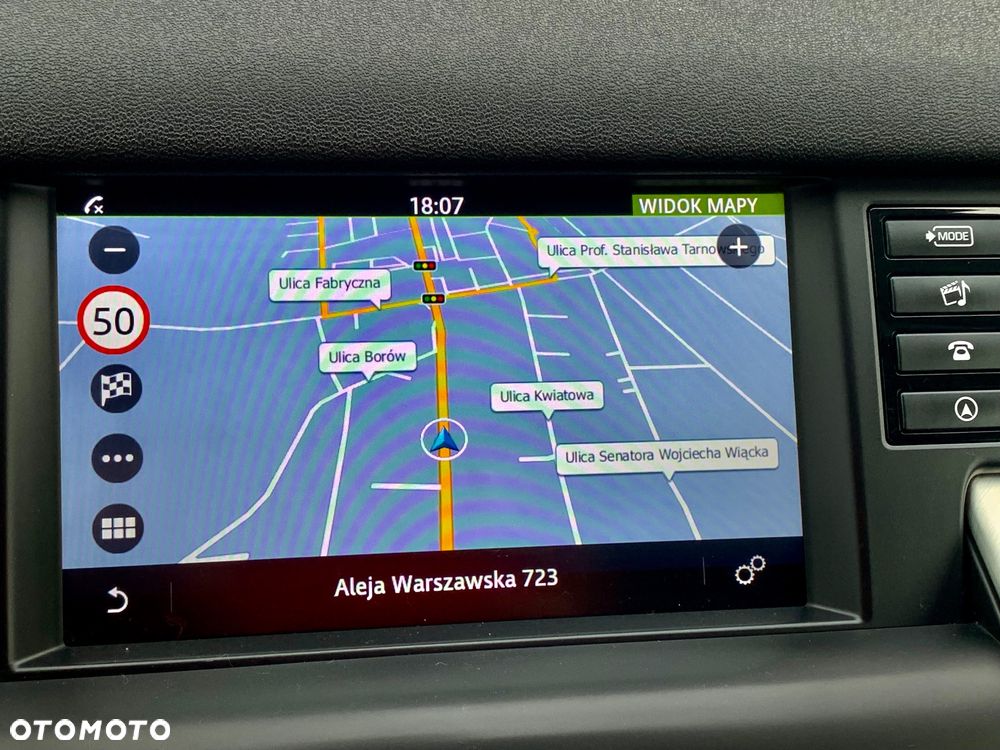 Land Rover Discovery - 25