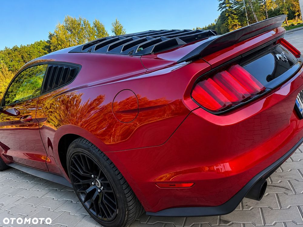 Ford Mustang - 20