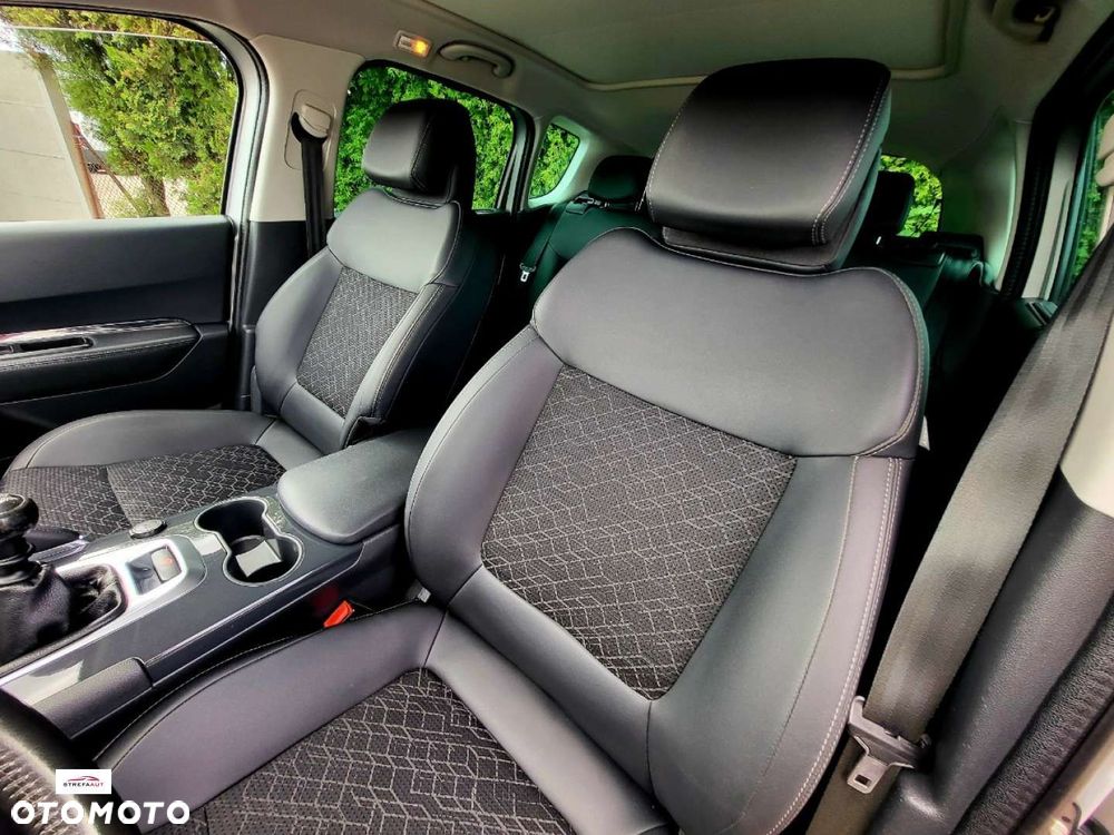 Peugeot 3008 - 11