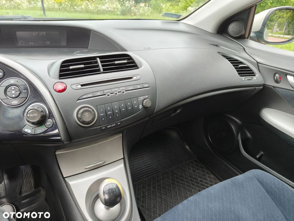 Honda Civic 1.4 Base - 38