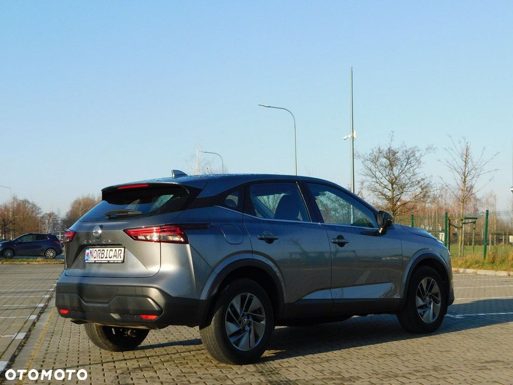 Nissan Qashqai - 4