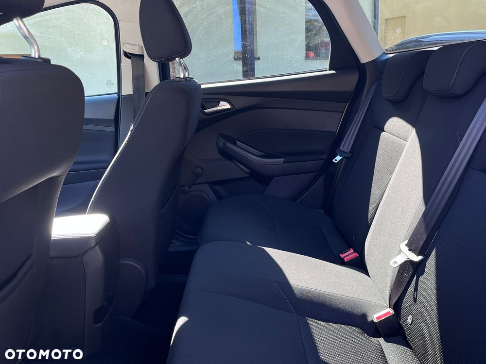 Ford Focus - 16