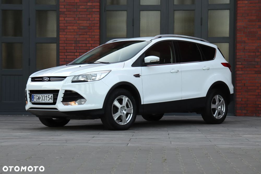 Ford Kuga 2.0 TDCi 2x4 Titanium - 1