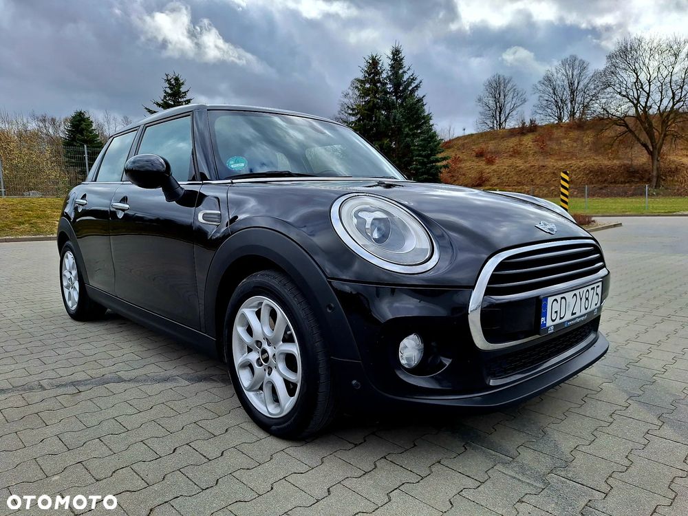 MINI Cooper 60 Years Chili - 13